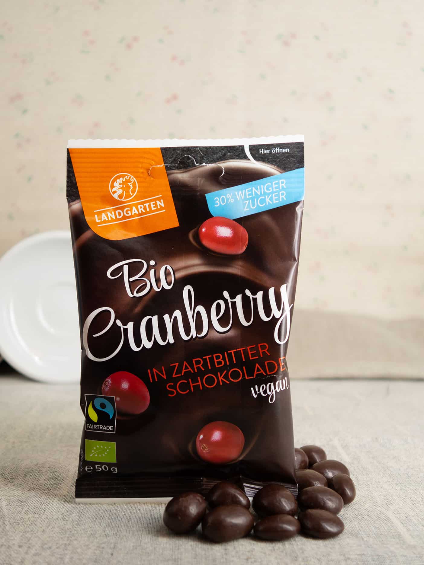 Bio Cranberry in Zartbitter-Schokolade (zuckerreduziert) - Landgarten ...